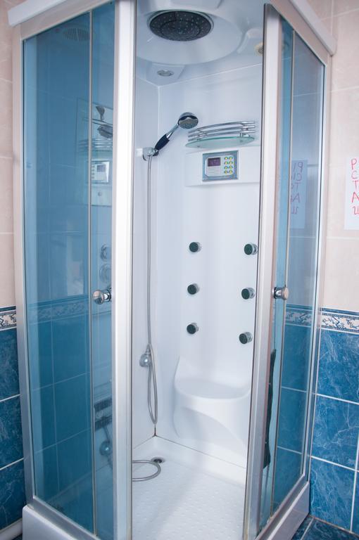 Auberge de jeunesse Almaty Backpackers Extérieur photo