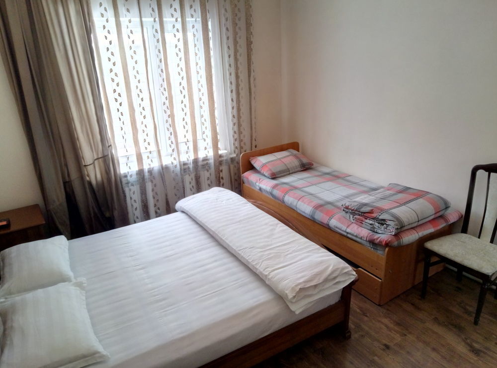 Auberge de jeunesse Almaty Backpackers Extérieur photo